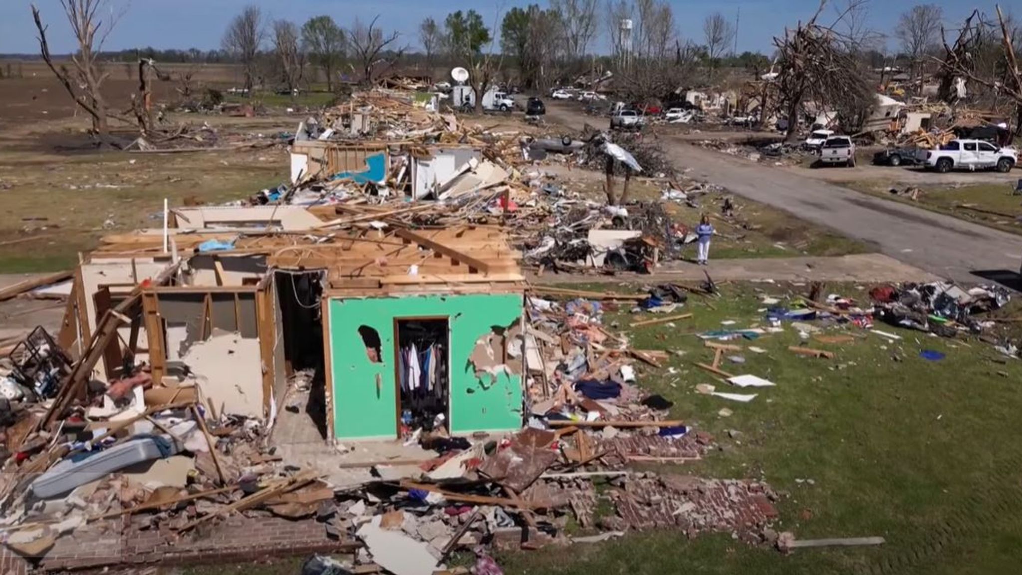 US tornado: Mississippi town grieves dead and mourns shattered lives ...