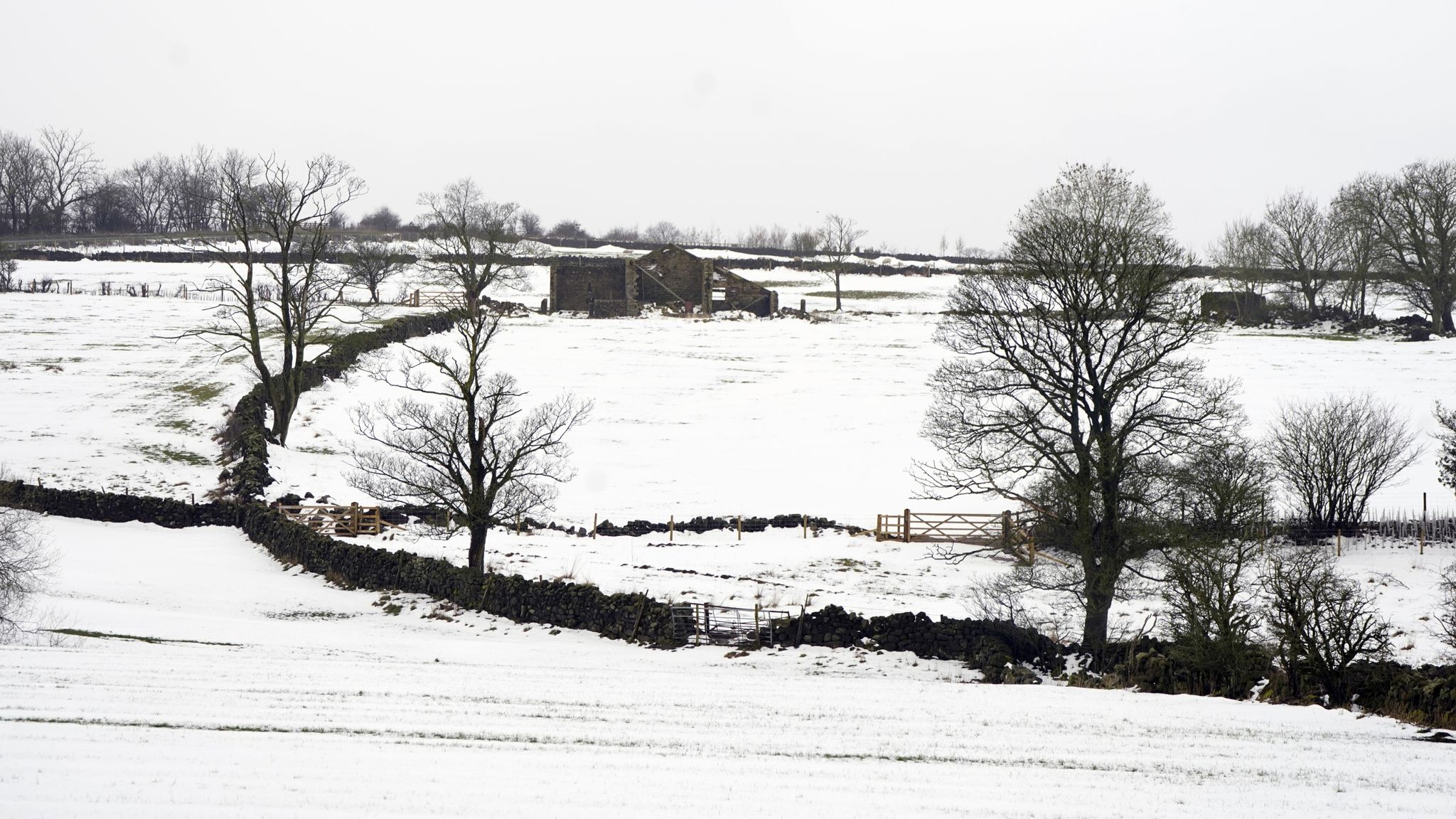New Met Office weather warnings for 'increasing risk of snow' in north