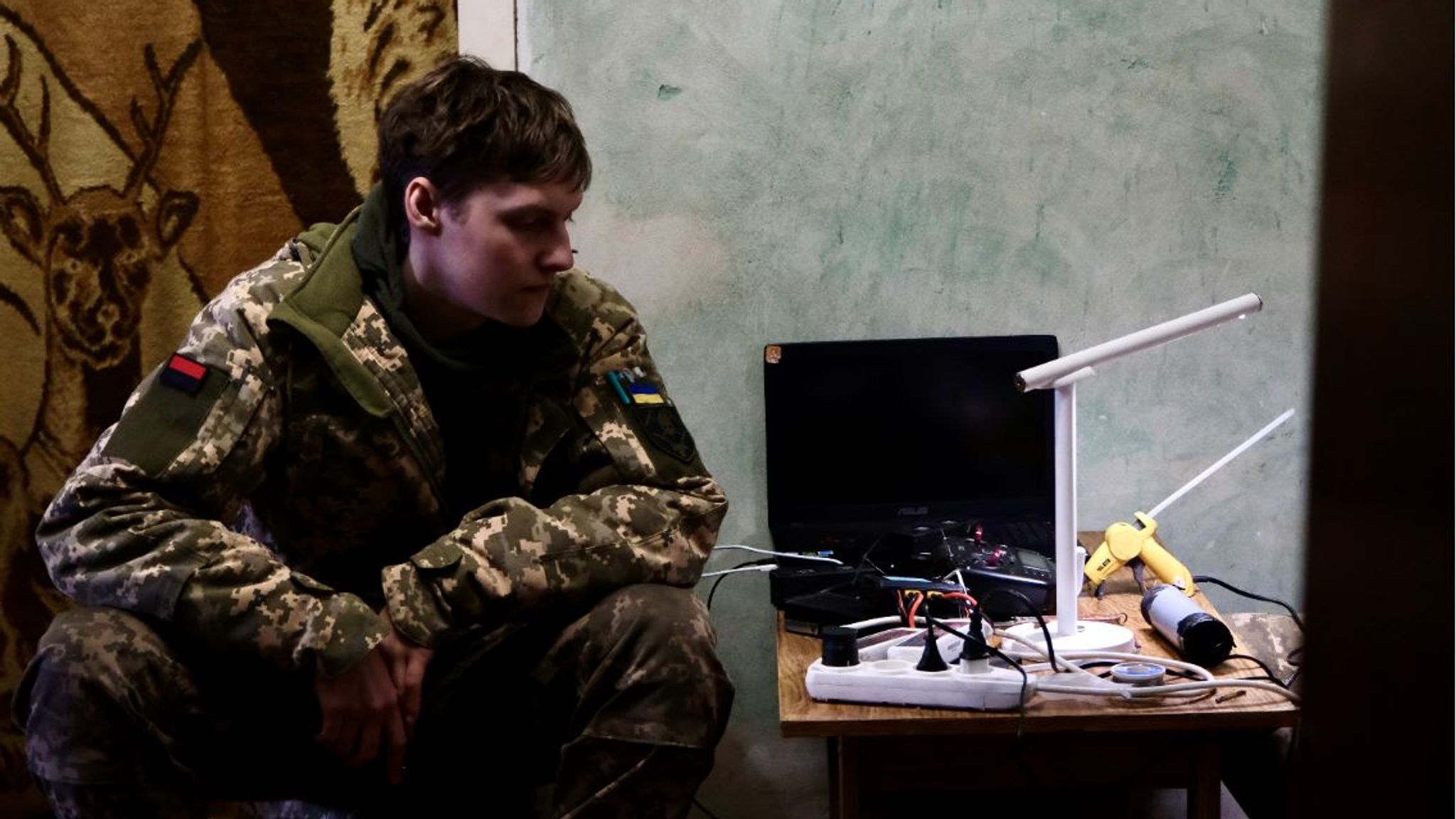Young Ukrainians risking their lives building deadly kamikaze drones to hunt down and kill Russian soldiers