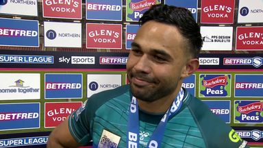 French: We had to dig deep, I'm impressed by our character
