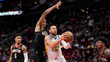 Curry shines as Warriors end road losing streak!
