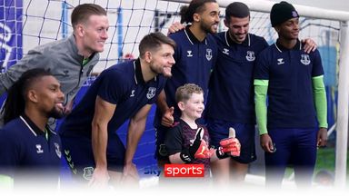 Pickford's heart-warming surprise for young Everton fan