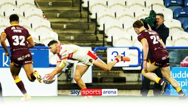 'What a pass! What a try!' - St Helens' moment of magic