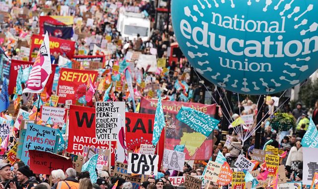 Strikes: Warning action will escalate as hundreds of thousands join massive walkout - Vimarsana News