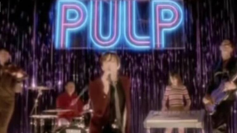Pulp bass player Steve Mackey has died at the age of 56, the band has announced.