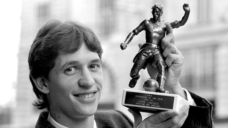 Everton and England World Cup forward Gary Lineker proudly displays his Footballer of the Year Award, presented to him by the Football Writers Association at a ceremony in the Cafe Royal, London. 08/05/1985.