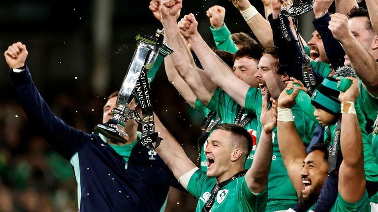Rugby Union - Six Nations Championship - Ireland v England - Aviva Stadium, Dublin, Ireland - March 18, 2023 Ireland&#39;s Johnny Sexton and teammates celebrate with the trophies after winning the Six Nations Championship and the Grand Slam REUTERS/Clodagh Kilcoyne