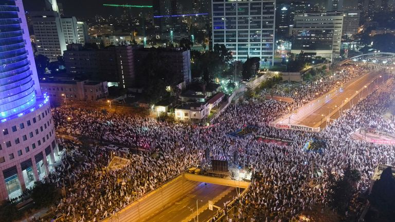 An aerial view shows Israelis demonstrating as Israeli Prime Minister Benjamin Netanyahu&#39;s nationalist coalition government presses on with its contentious judicial overhaul, in Tel Aviv, Israel March 4, 2023. REUTERS/Ilan Rosenberg