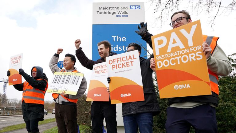 Striking NHS junior doctors on the picket line outside the Maidstone Hospital in Maidstone, Kent. The British Medical Association is holding a 72-hour walkout in a dispute over pay. Picture date: Monday March 13, 2023.
