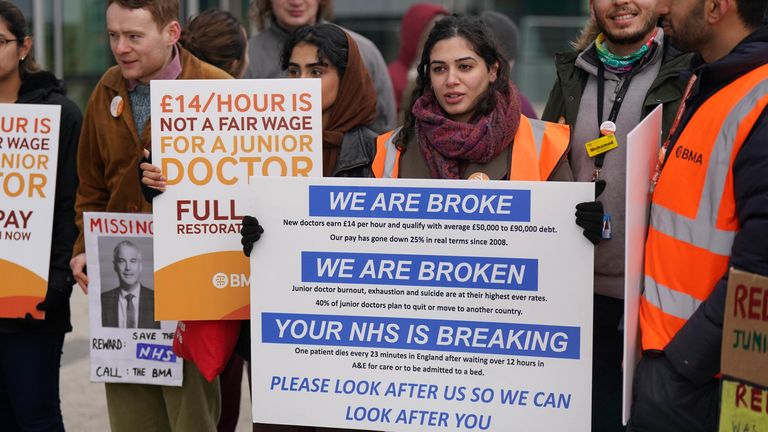 Striking NHS junior doctors on the picket line outside Queen Elizabeth hospital in Birmingham as the British Medical Association is holding a 72-hour walkout in a dispute over pay. Picture date: Wednesday March 15, 2023.