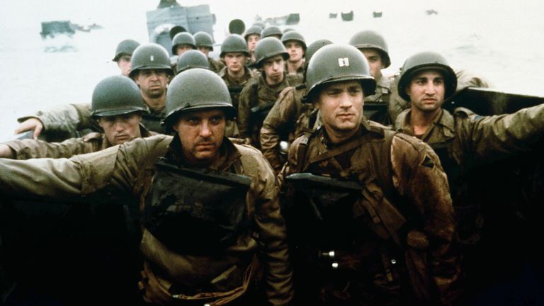 Tom Sizemore and Tom Hanks in Saving Private Ryan.  1998. Photo: David James/Dreamworks/Amblin/Universal/Kobal/Shutterstock