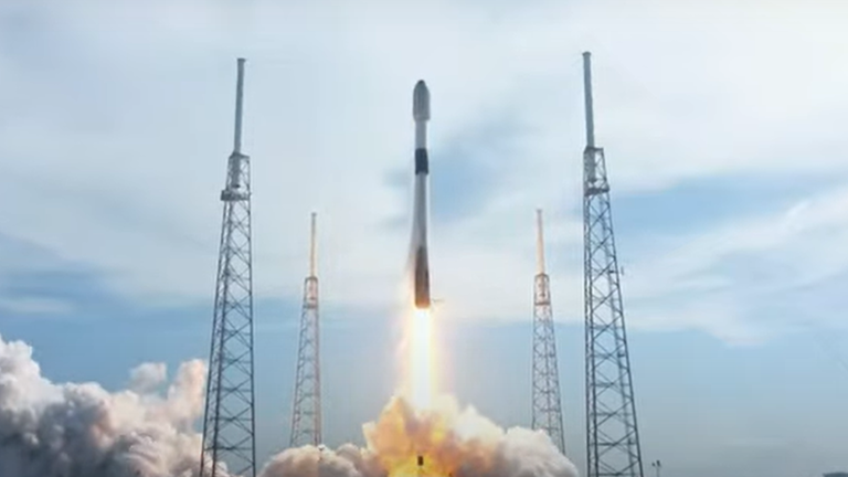 SpaceX launches 56 Starlink satellites as it continues to build its broadband constellation.