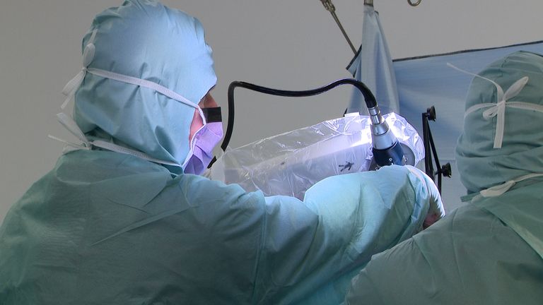 Walsall Manor Hospital - Robot-assisted knee replacement surgery