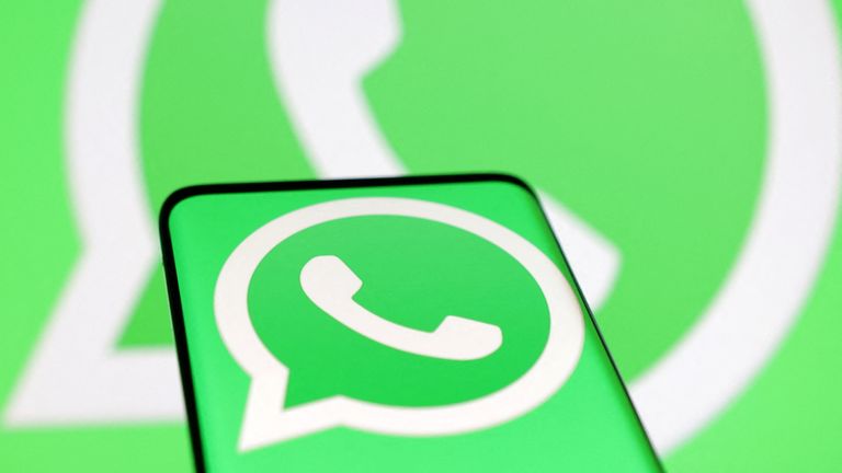 Whatsapp logo is seen in this illustration taken, August 22, 2022. REUTERS/Dado Ruvic/Illustration