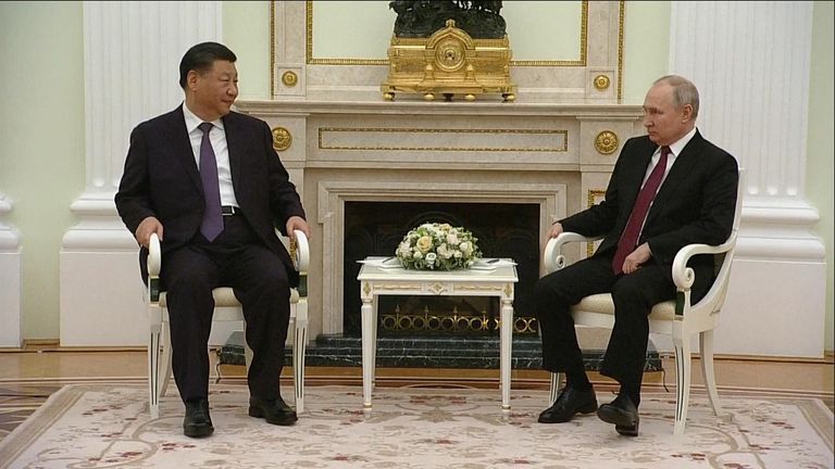 Putin and Xi praise ‘no limits friendship’ during Chinese president’s trip to Russia