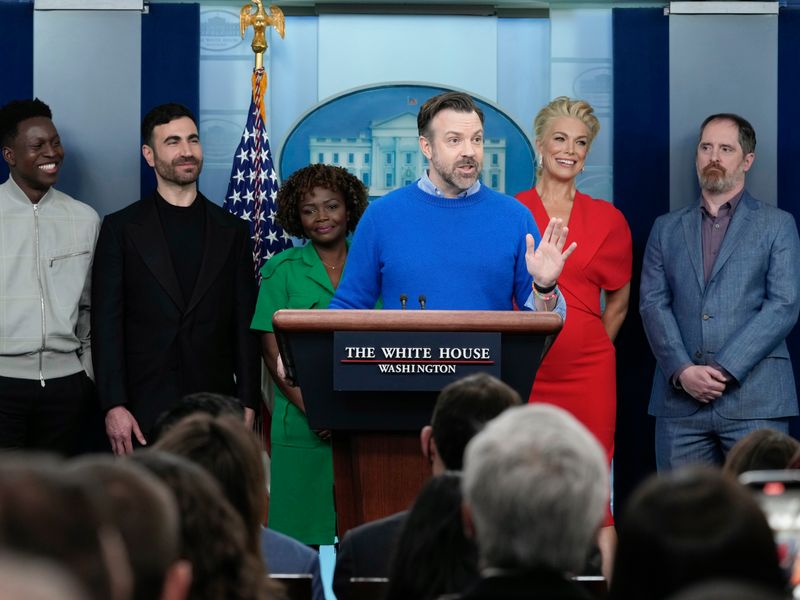 Ted Lasso' cast visits White House, highlights importance of mental health  – The Guilfordian