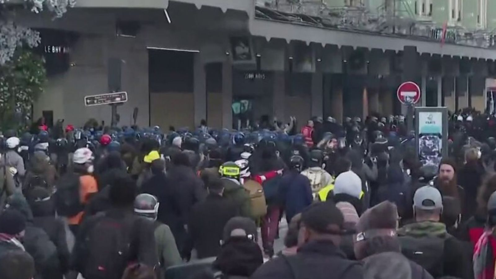 Riot police clash with protesters in Paris ahead of a ruling on the ...