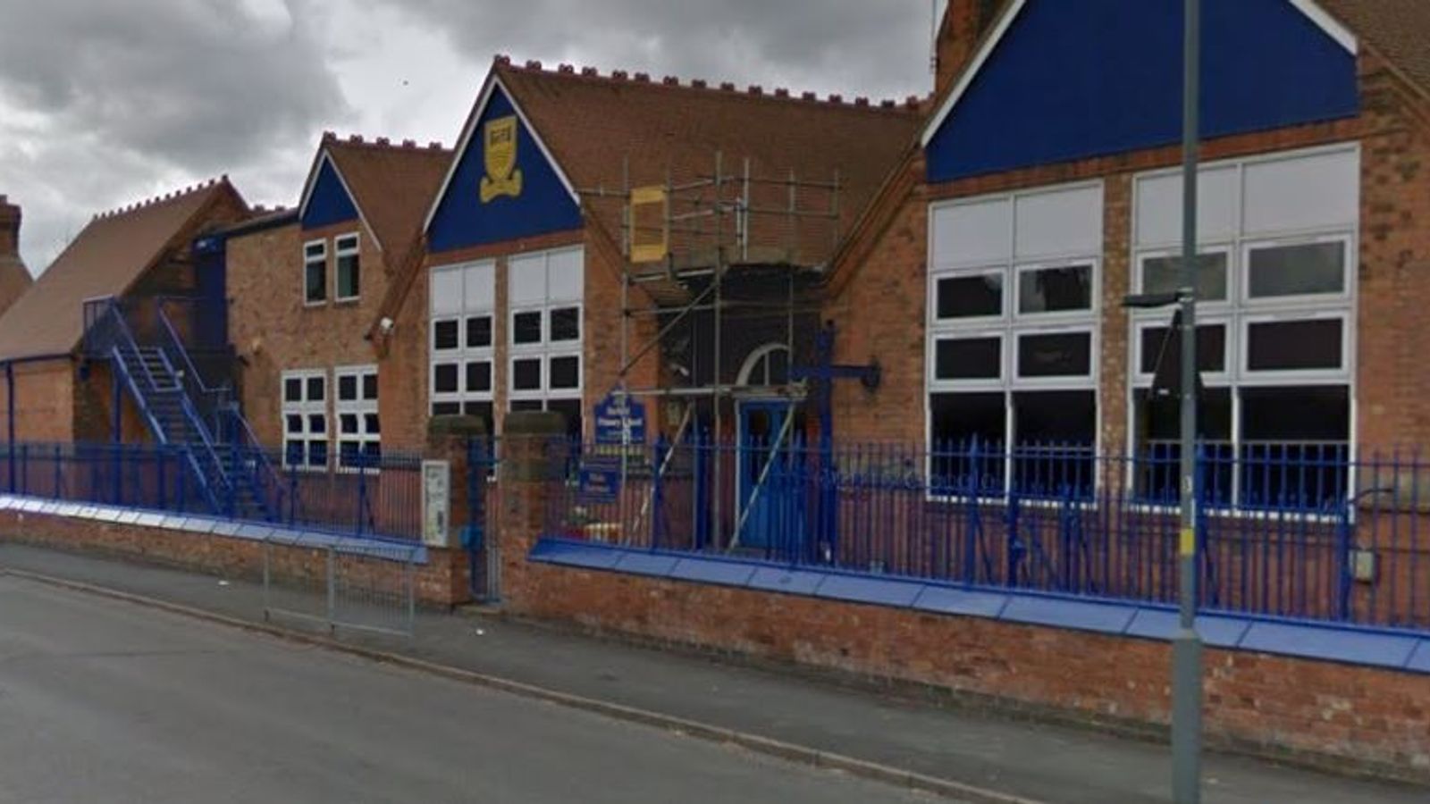 Birmingham: Six injured and primary school 'put on lockdown' after two dogs began 'attacking people'
