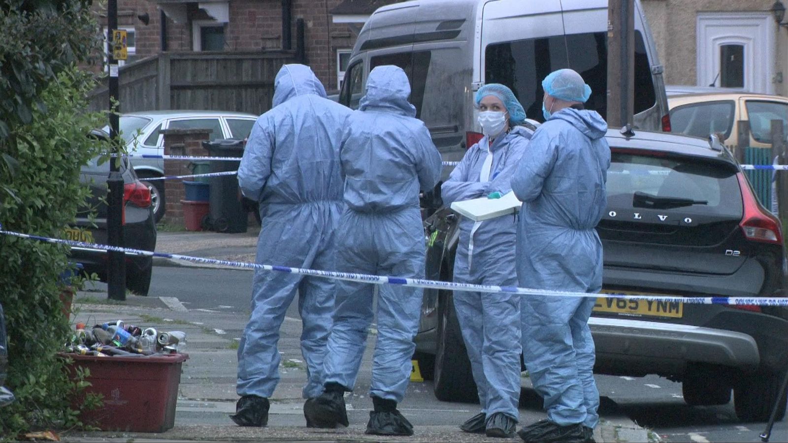 Ten people arrested for murder after man dies in west London