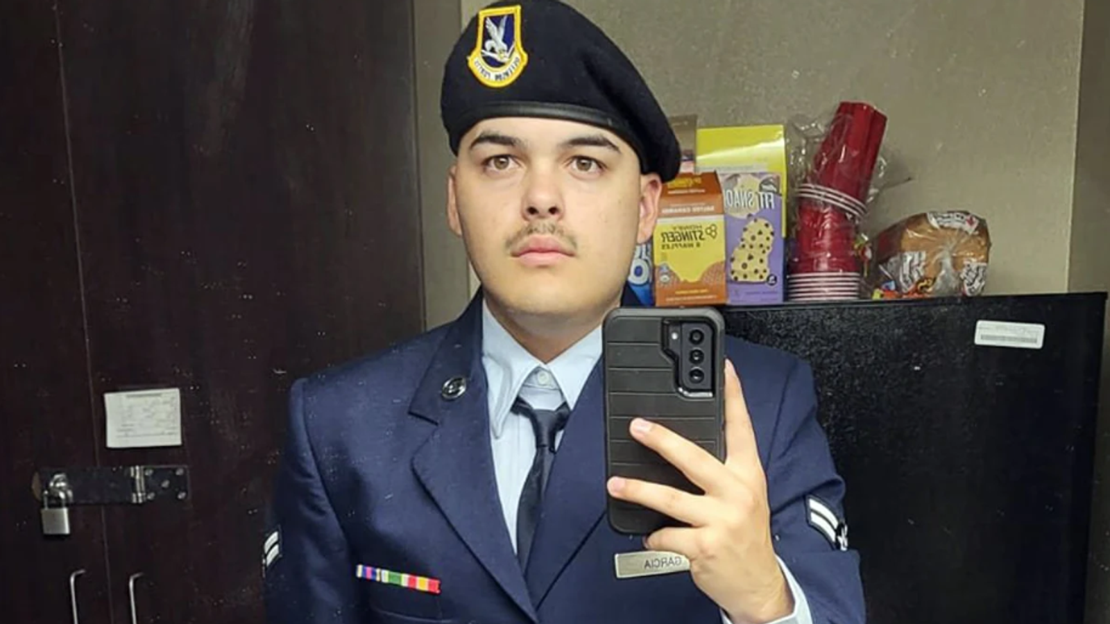 Air National Guardsman offered to kill for ,000 via spoof hitman website but was speaking to FBI, say prosecutors