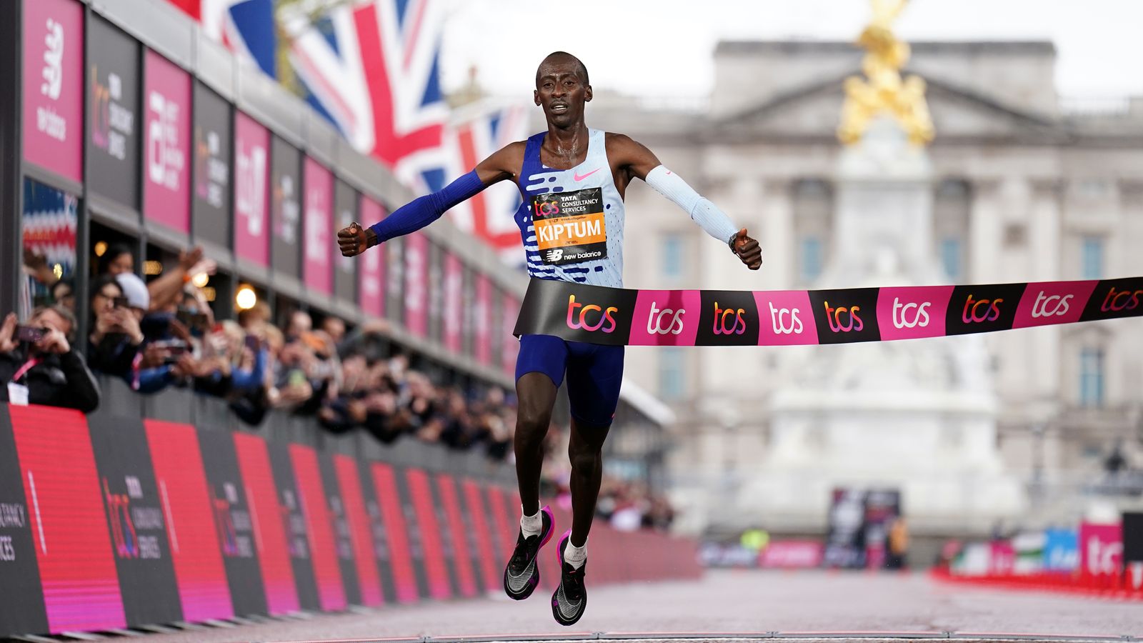 Kelvin Kiptum: World marathon record holder and his coach die in car crash