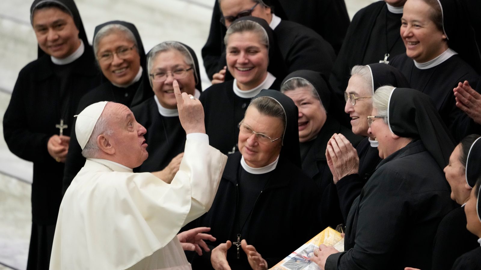 Pope Francis gives women vote in upcoming influential bishops' meeting
