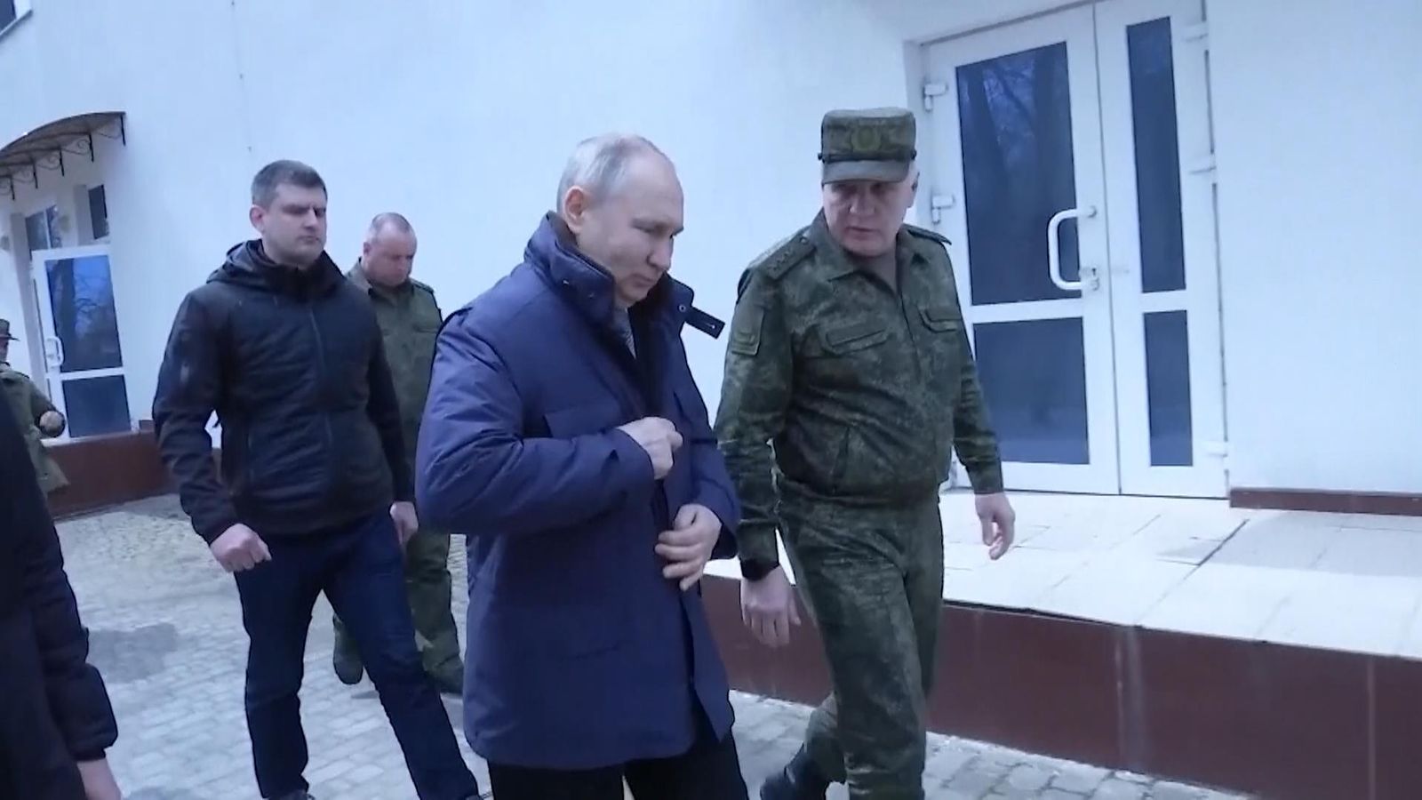 Ukraine War Vladimir Putin Visits Russian Troops In Kherson World