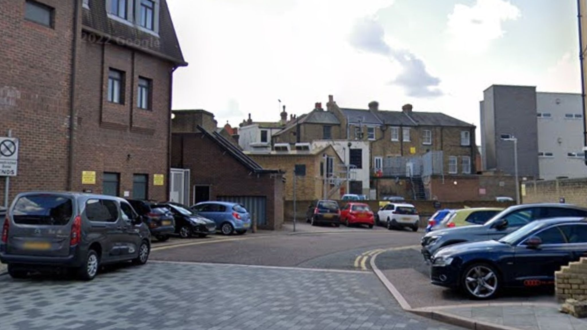 Dartford stabbing Two arrested after 18yearold killed near town