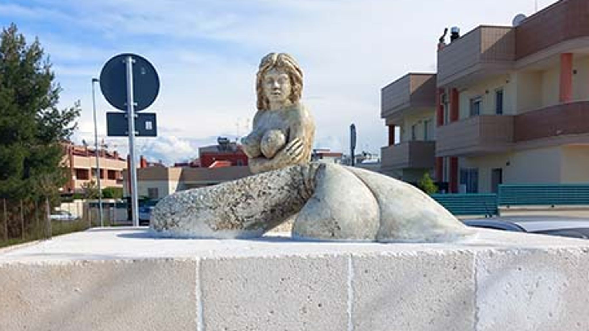 Provocative mermaid statue makes waves in southern Italian town World