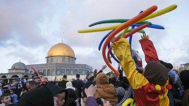 Muslims around the world celebrate Eid al Fitr after month of fasting