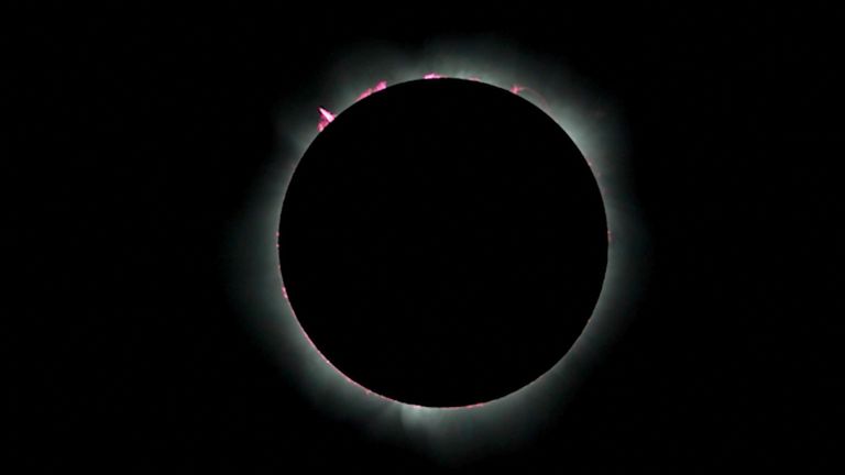 A supplied image of a total solar eclipse, Exmouth, Western Australia, April 20, 2023. AAP Image/Centre for Radio Astronomy Research/Michael Goh via REUTERS ATTENTION EDITORS - THIS IMAGE WAS PROVIDED BY A THIRD PARTY. NO RESALES. NO ARCHIVE. AUSTRALIA OUT. NEW ZEALAND OUT
