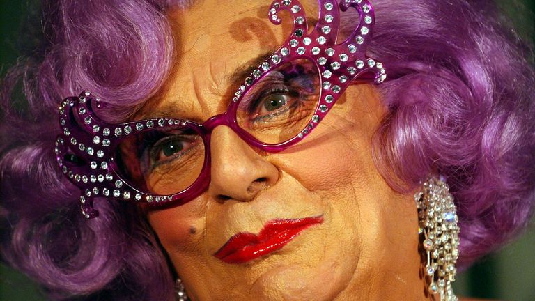 Australian actor Barry Humphries, dressed as Dame Edna Everage, appears at a press conference in San Francisco on Aug. 25, 2004. Humphries&#39; play "Dame Edna: Back with a Vengeance" opens at the Curran Theater in San Francisco on Sept. 7, 2004, and moves to New York where it opens on Nov. 21 at the Music Box Theatre. (AP Photo/Marcio Jose Sanchez)