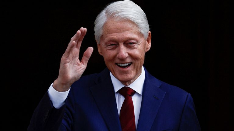  Bill Clinton gestures on the day of an event marking the 25th anniversary of the Good Friday Agreement at Queen&#39;s University, in Belfast
