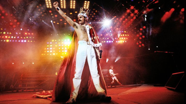 Freddie Mercury, Queen - Wembley Stadium 1986, 
Pic:Denis O’Regan