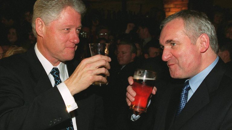US president Bill Clinton (left) raising a toast in Fagan&#39;s Pub in Dublin with  then Irish prime minister Bertie Ahern on visit to Ireland in 2000