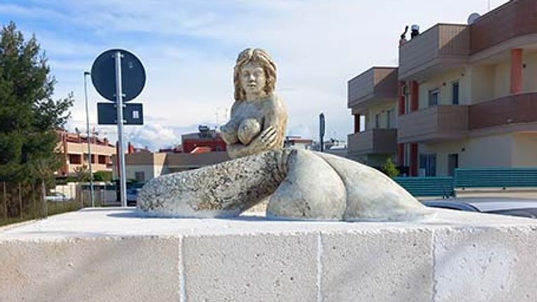 The statue is dedicated to &#39;curvy women&#39;. Pic:The Monopoli Times
