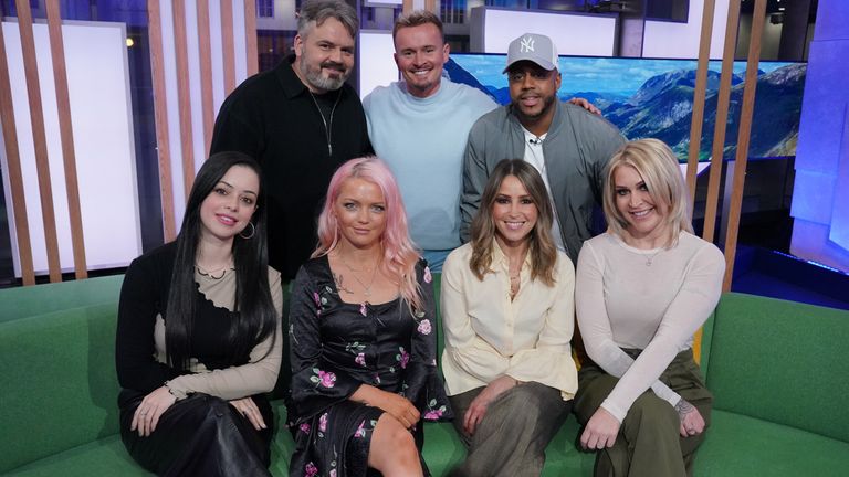  Tina Barrett, Paul Cattermole, Hannah Spearritt, Jon Lee, Rachel Stevens, Bradley McIntosh and Jo O&#39;Meara, of S Club 7 during filming for The One Show in London, after announcing they are reuniting for a UK tour later this year in celebration of their 25th anniversary.

