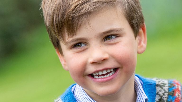 One of two pictures released to mark Prince Louis&#39; 5th birthday 