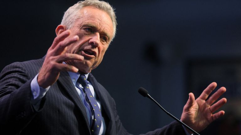 Robert F. Kennedy Jr. speaks at the NH Institute of Politics at St. Anselm College in Manchester, New Hampshire, U.S., March 3, 2023. REUTERS/Brian Snyder