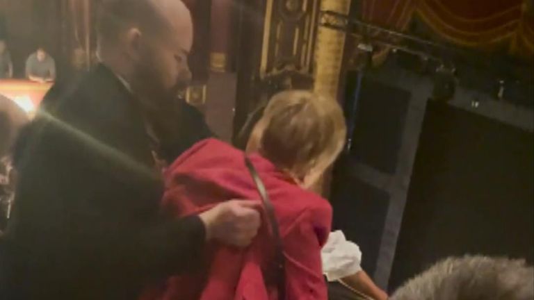 Disruptive audience members kicked out of The Bodyguard after reportedly singing 