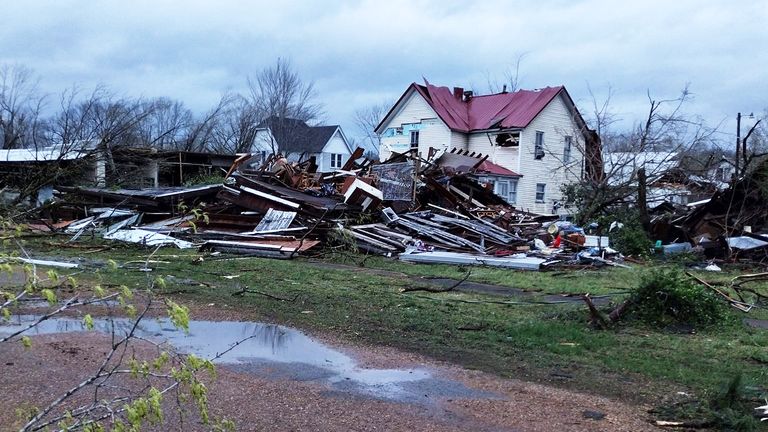 Tornado strikes Bollinger County
Pic:Joshua Wells