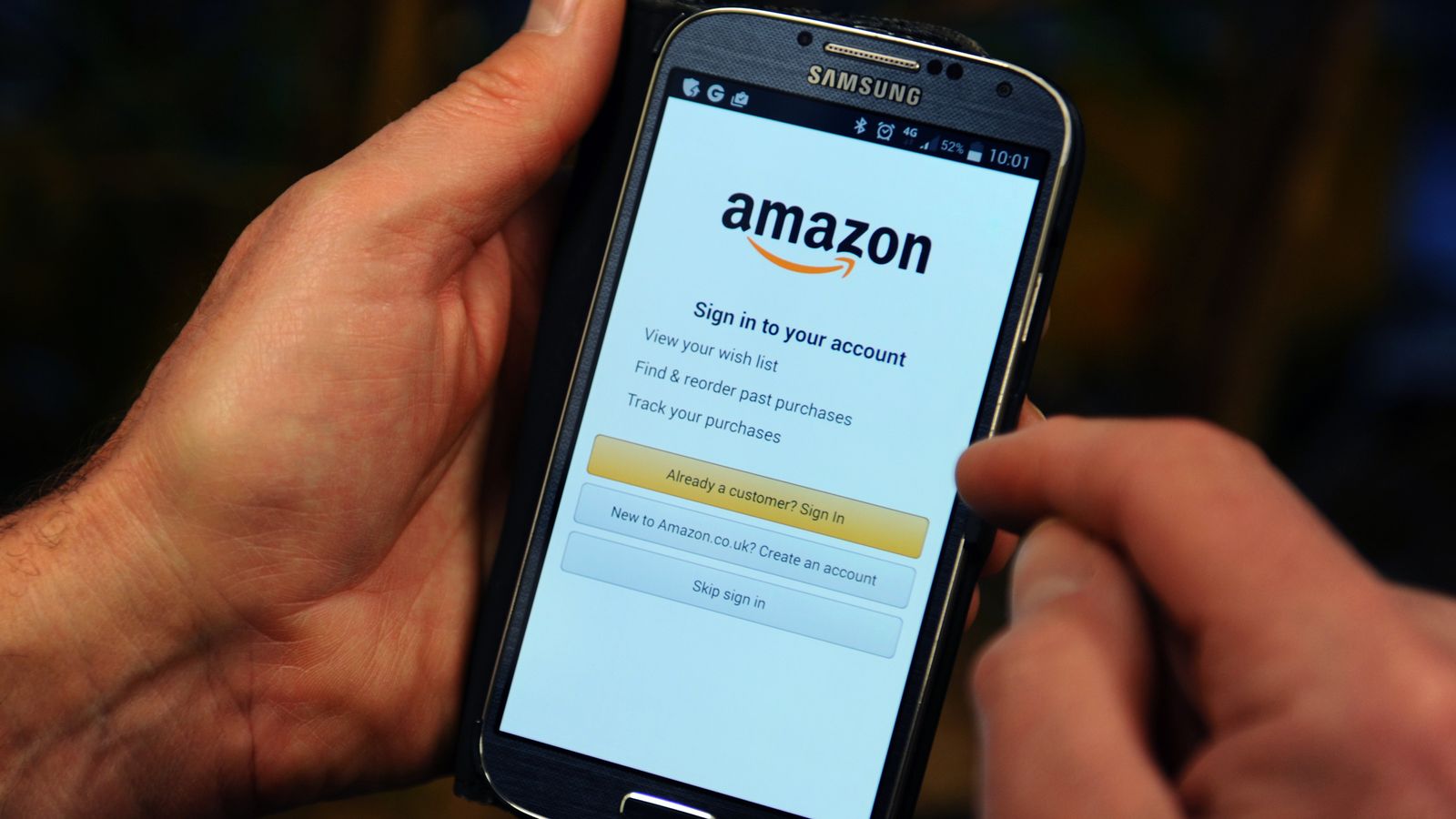 Amazon вече е приложила политиката към всички европейски продавачи.Доставчиците, регистрирани