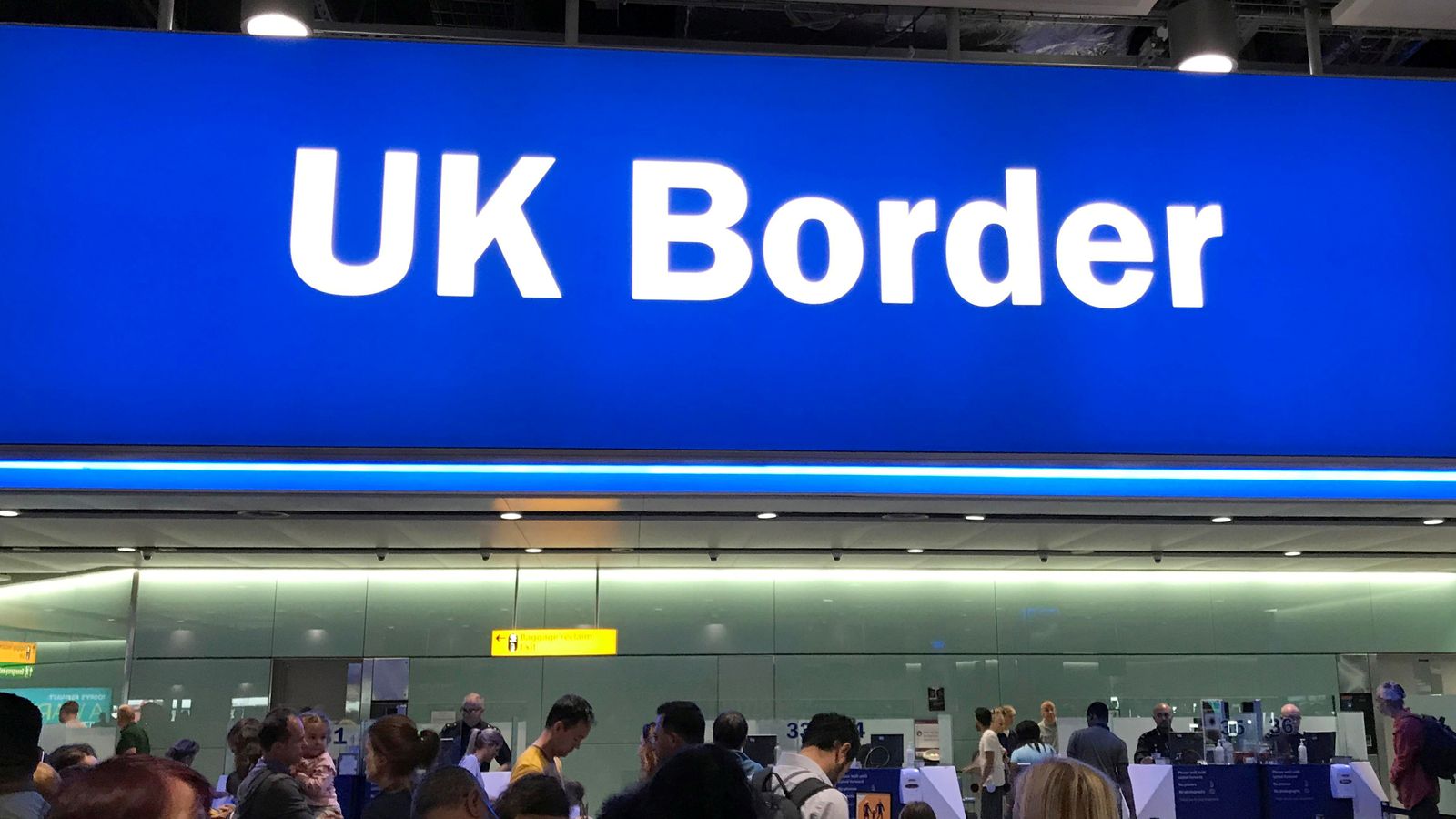 Travel chaos at airports across UK - as London and Manchester confirm nationwide border issue