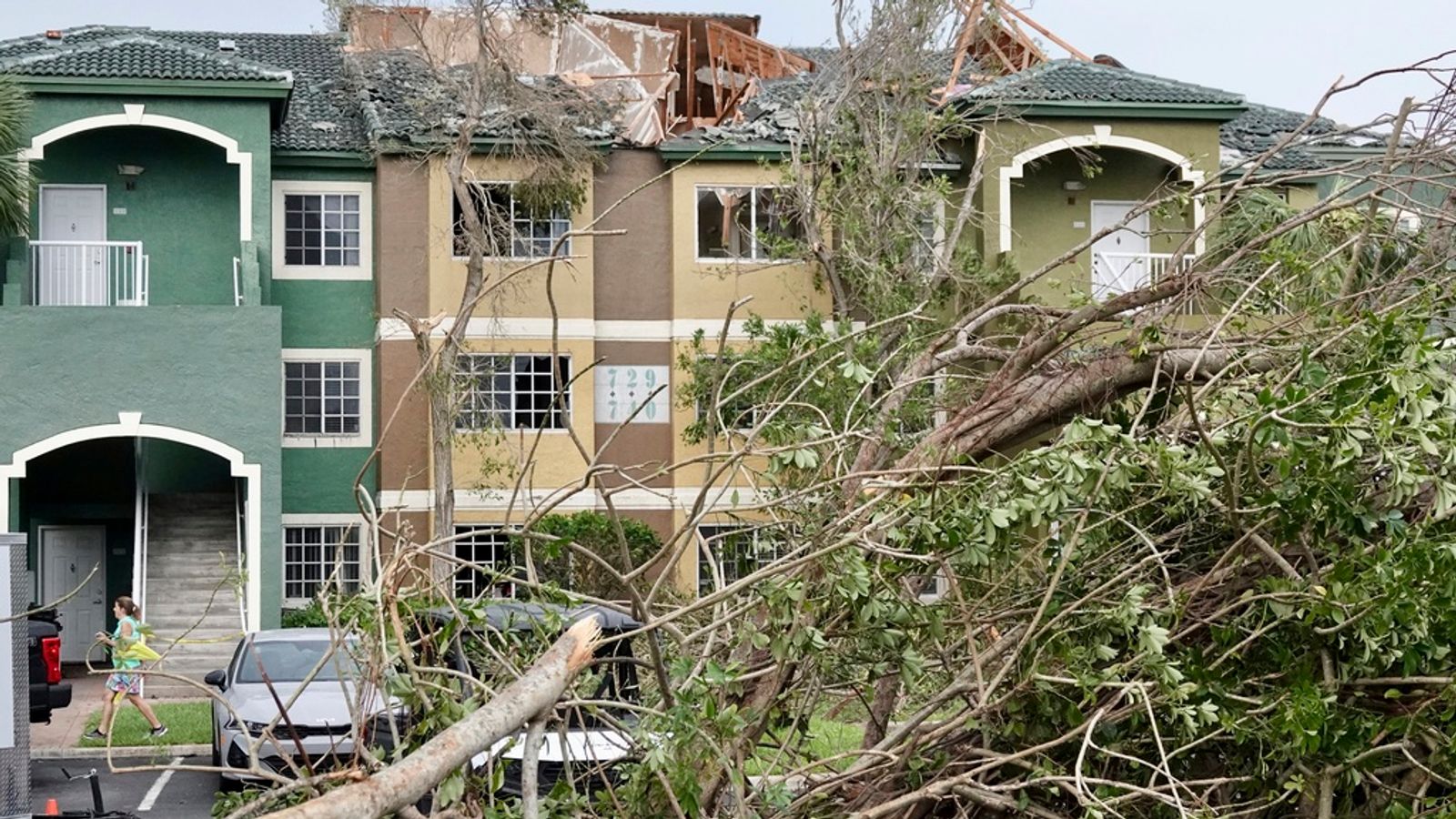 Palm Beach Tornado Wind flips cars and damages homes in coastal