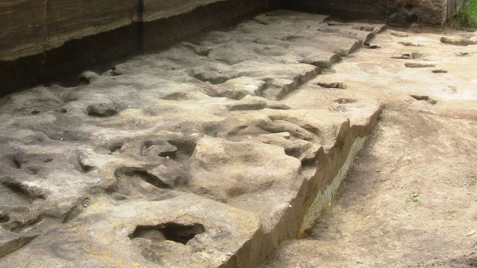 300.000 Jahre alte menschliche Fußabdrücke in Deutschland entdeckt |  Wissenschaftliche und technische Nachrichten