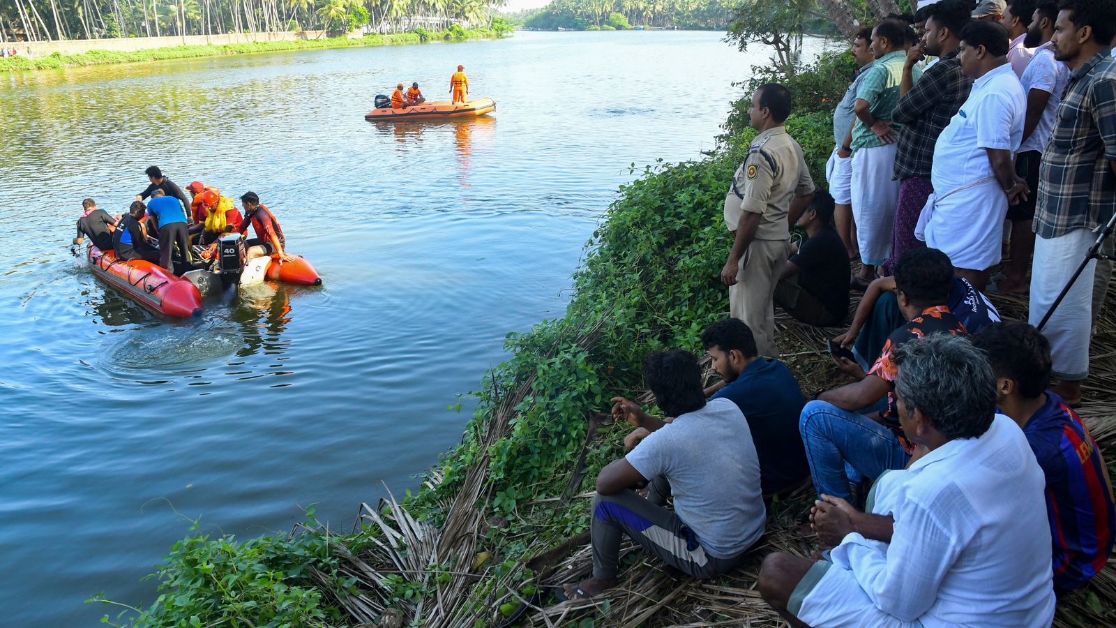 At least 22, including children, drown after boat capsizes in India