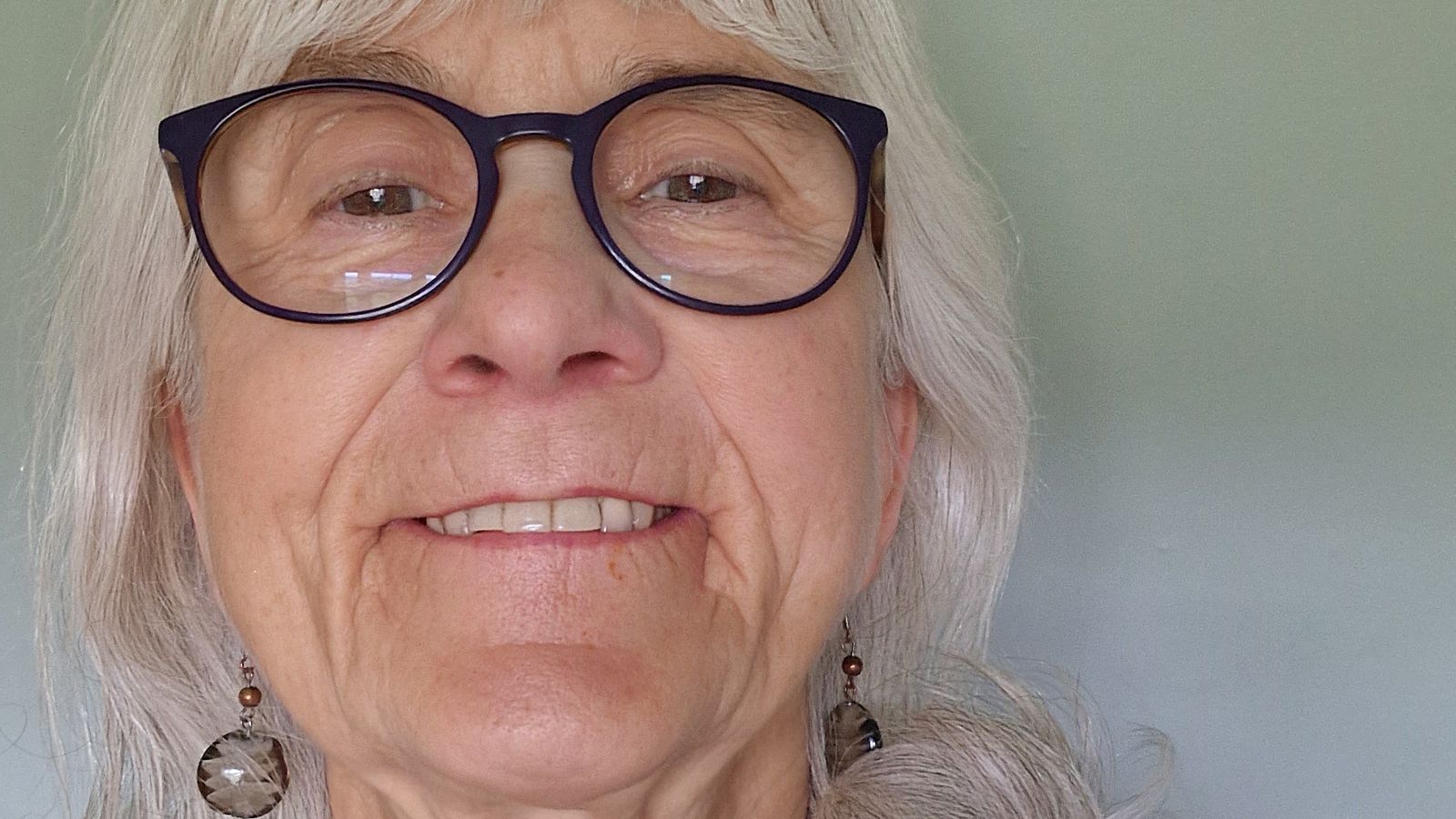 Rare genetic mutation allows British woman, 75, to feel no pain