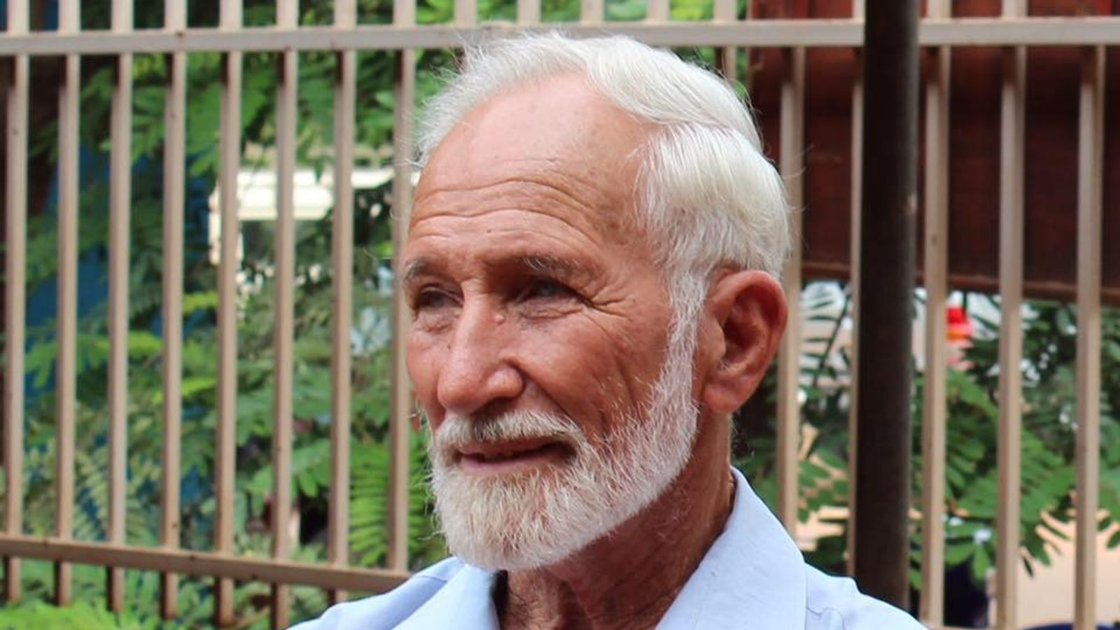 Der 88-jährige Arzt trifft seine Familie wieder, nachdem er sieben Jahre lang von al-Qaida-nahen Militanten gefangen gehalten wurde |  Weltnachrichten