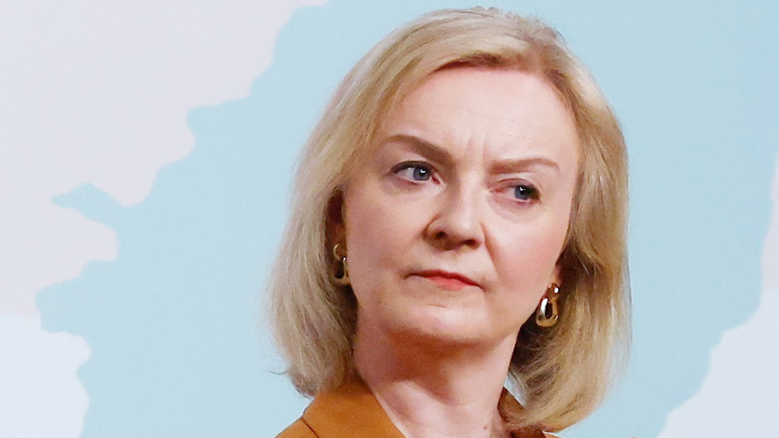 Liz Truss to urge government to cut taxes - and insist her economic plan would have worked