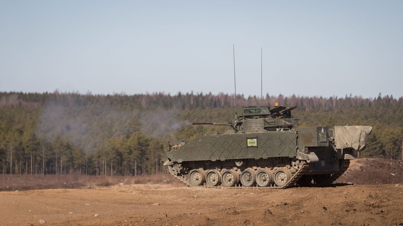 More than 1,500 British troops join annual NATO exercise in Estonia ...